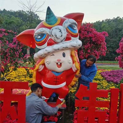 廣西玻璃鋼卡通雕塑廠 恒創(chuàng)景觀吉祥物公仔雕塑的藝術(shù)與創(chuàng)新